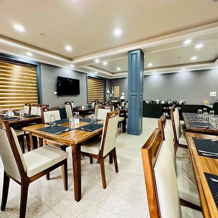 Srinagar Group Of Hotels מראה חיצוני תמונה