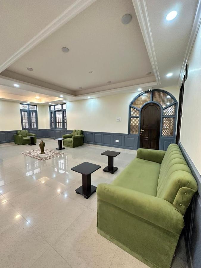 Srinagar Group Of Hotels מראה חיצוני תמונה