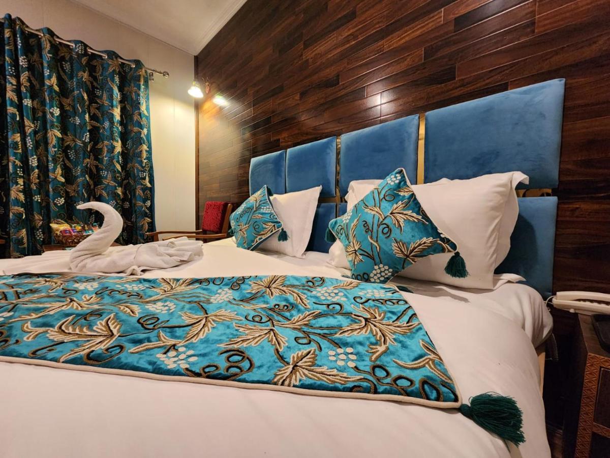 Srinagar Group Of Hotels מראה חיצוני תמונה