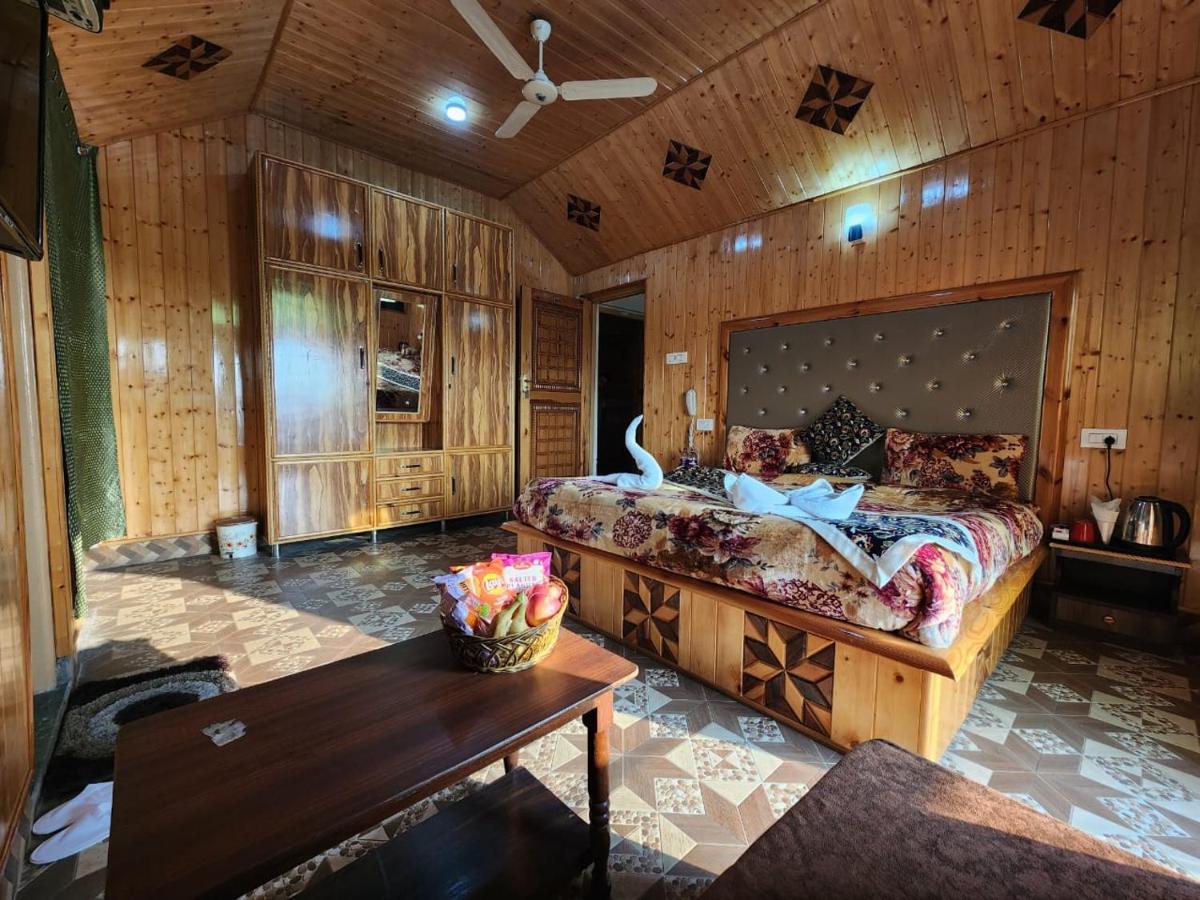 Srinagar Group Of Hotels מראה חיצוני תמונה